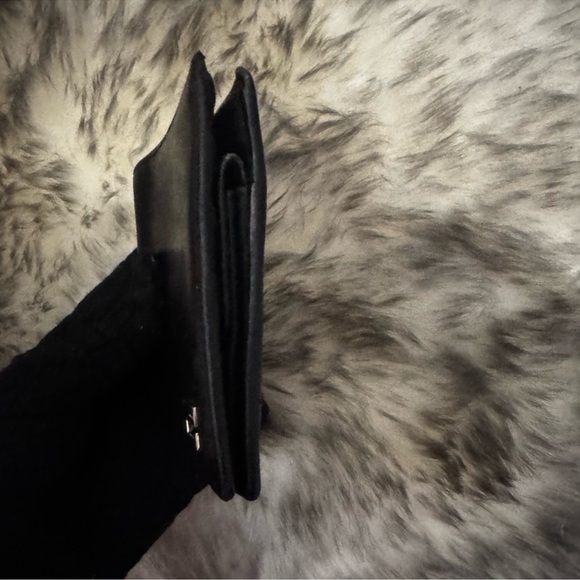 Gucci, vintage men's black wallet, leather made in Italy, Gucci emblem - Picture 5 of 14